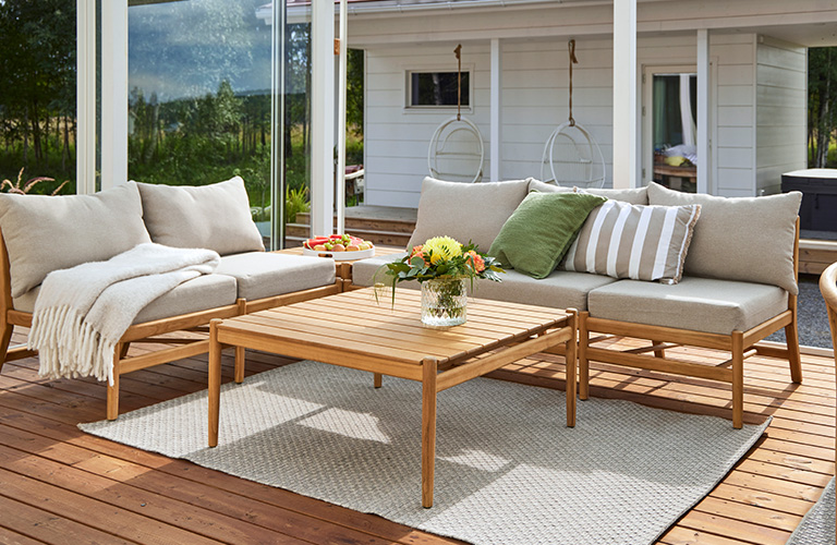 Puutarhakalusteiden hoito-ohjeet