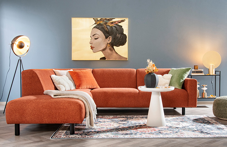 Olohuoneen sisustus sohvasta säilytysratkaisuihin